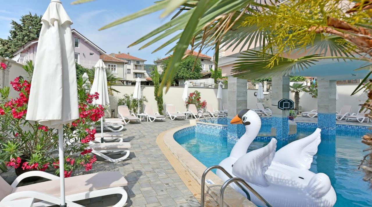 Sirena Palace Family Hotel Обзор Экстерьер фото
