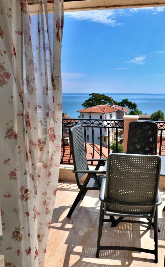 Sirena Palace Family Hotel Обзор Экстерьер фото